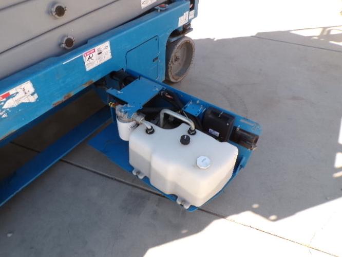 Used 2019 GENIE GS-2632 Scissor Lift, photo 7