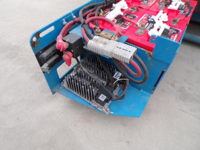 New 2019 GENIE GS-1930 Scissor Lift, photo 9
