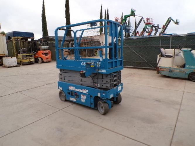 New 2019 GENIE GS-1930 Scissor Lift, photo 6