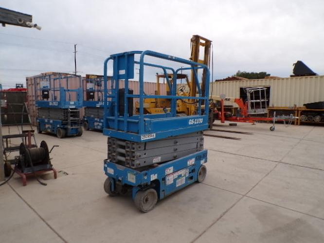 New 2019 GENIE GS-1930 Scissor Lift, photo 5