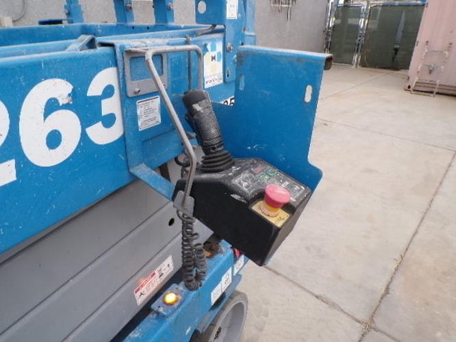 Used 2019 GENIE GS-2632 Scissor Lift, photo 12