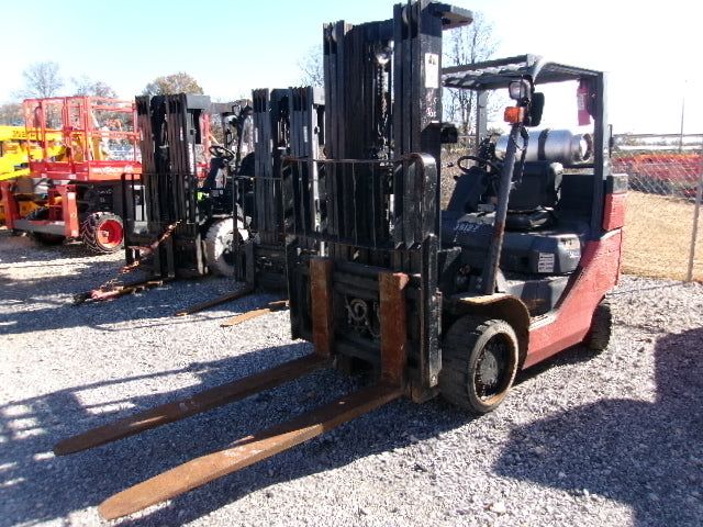 Used 2014 TOYOTA 8FGC35U-BCS Straight Mast Forklift