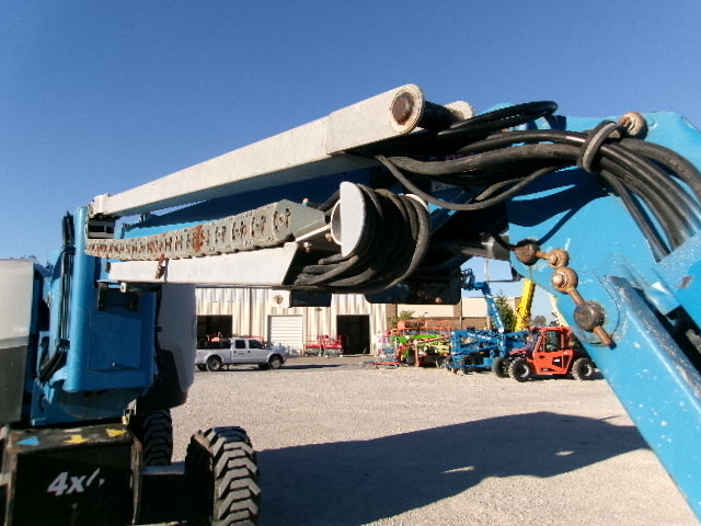 Used 2018 GENIE Z-62/40 Articulating Boom Lift