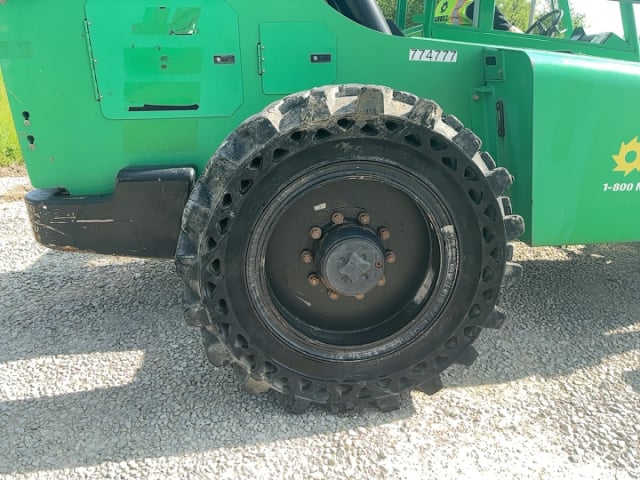 Used 2015 SKYTRAK 10054 Telehandler Forklift