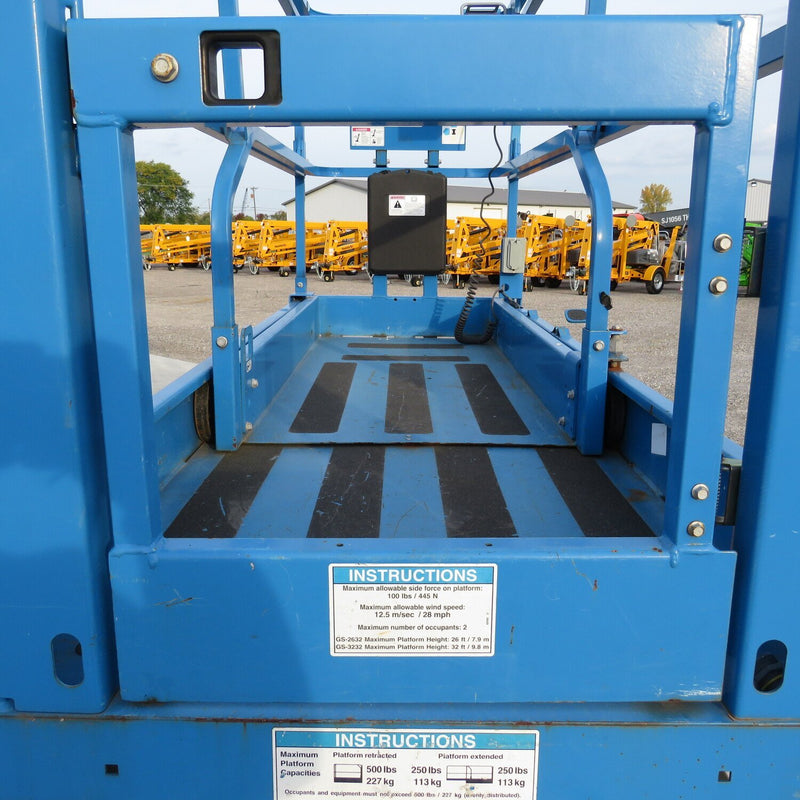 Used 2019 GENIE GS-2632 Scissor Lift, photo 11