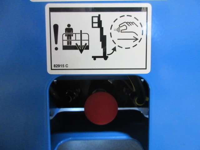 New 2026 GENIE AWP-25S Aerial Work Platform
