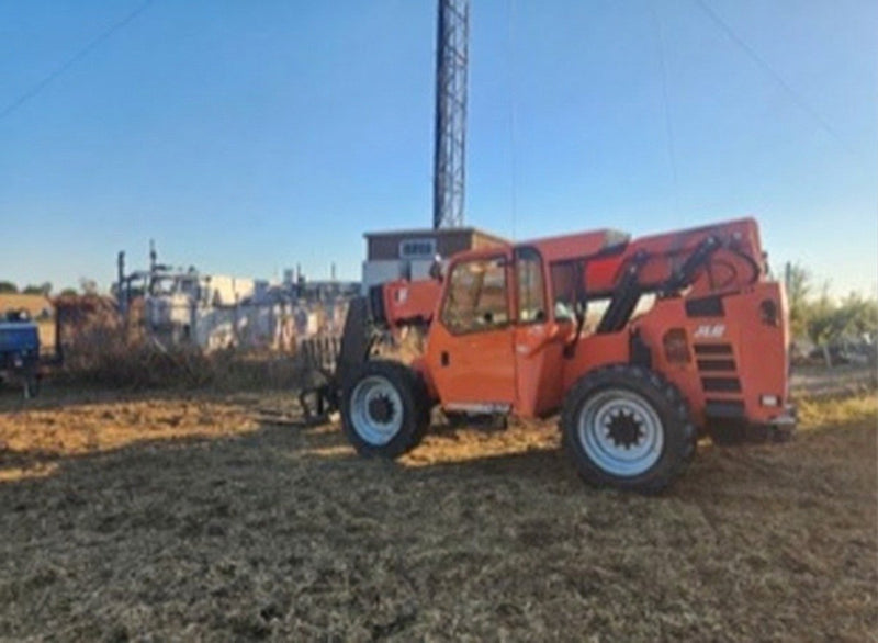 Used 2018 SKYTRAK 6042 Telehandler Forklift, photo 2