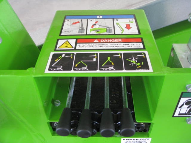 New 2026 NIFTYLIFT TD34TNDAC Tracked-Drive Boom Lift
