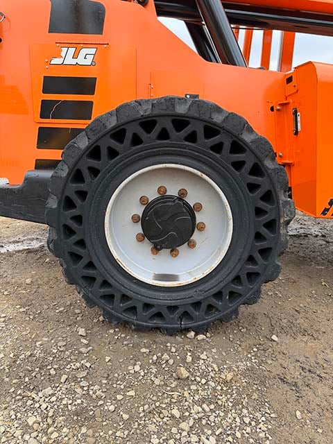 Used 2017 SKYTRAK 6042 Telehandler Forklift