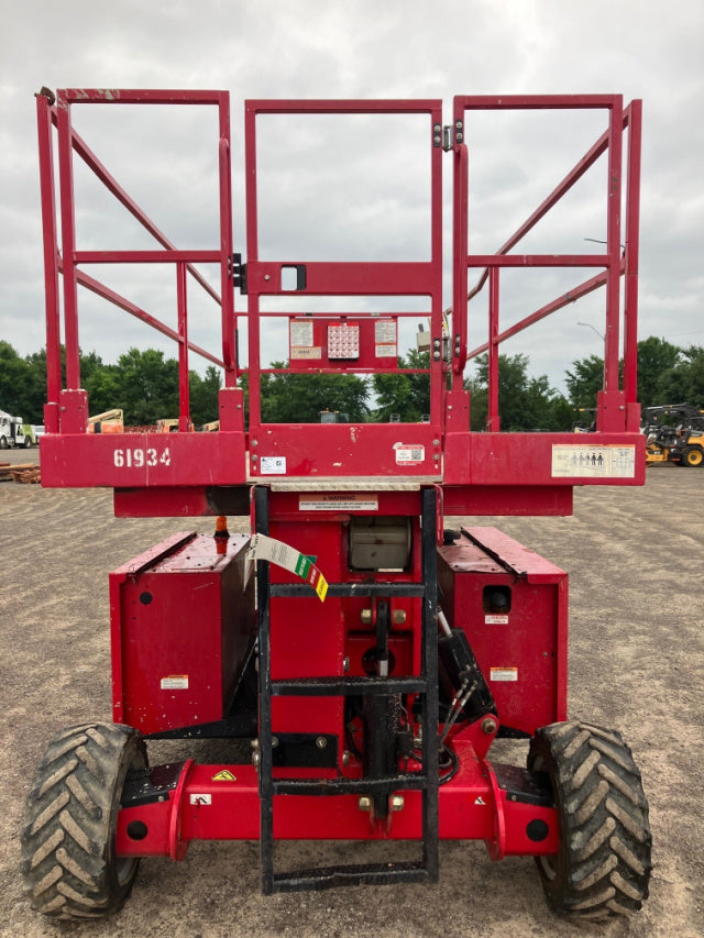 Used 2020 MEC 3084 RT Scissor Lift