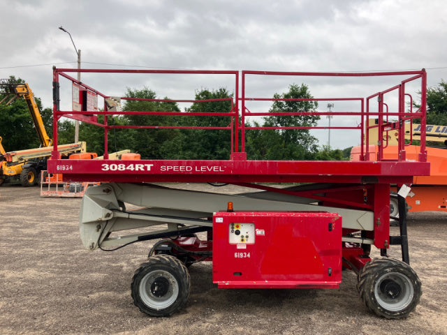Used 2020 MEC 3084 RT Scissor Lift