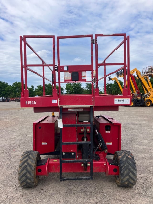Used 2020 MEC 3084 RT Scissor Lift