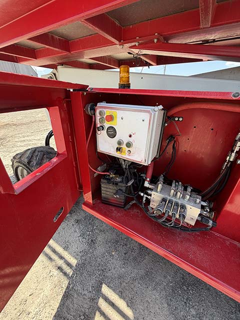 Used 2020 MEC 3084 RT Scissor Lift