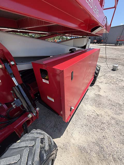 Used 2020 MEC 3084 RT Scissor Lift