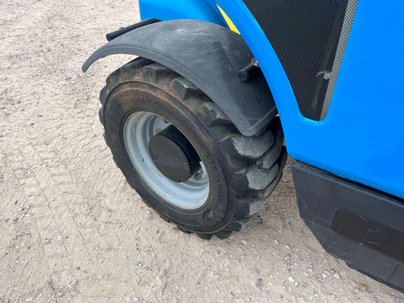 Used 2019 GENIE GTH-5519 Telehandler Forklift, photo 11