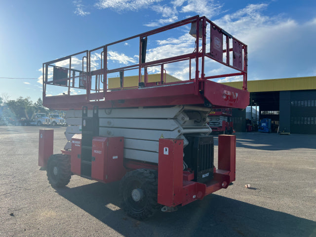 Used 2019 MEC 6092RT Scissor Lift