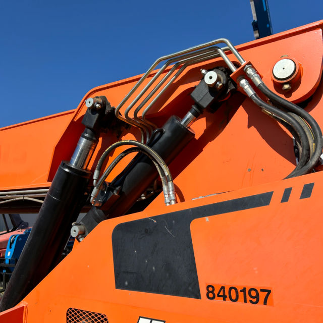 Used 2016 SKYTRAK 8042 Telehandler Forklift