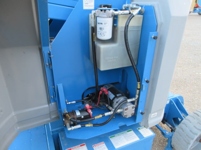 Used 2018 GENIE Z-34/22N Articulating Boom Lift