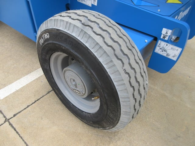 New 2025 GENIE Z-45/25J DC Articulating Boom Lift