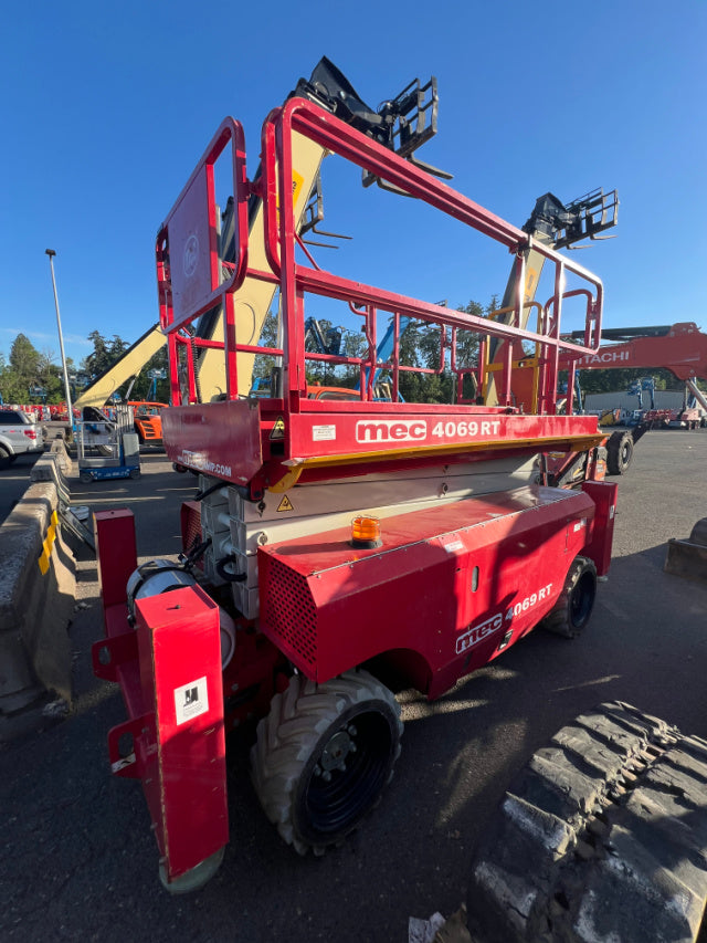 Used 2020 MEC 4069RT Scissor Lift