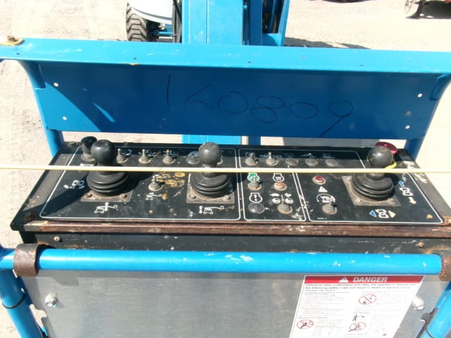 Used 2017 GENIE Z-45/25J RT Articulating Boom Lift