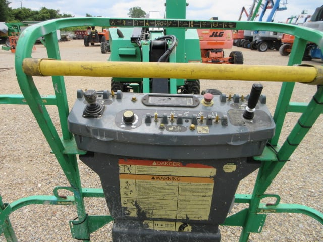 Used 2017 JLG 340AJ Articulating Boom Lift