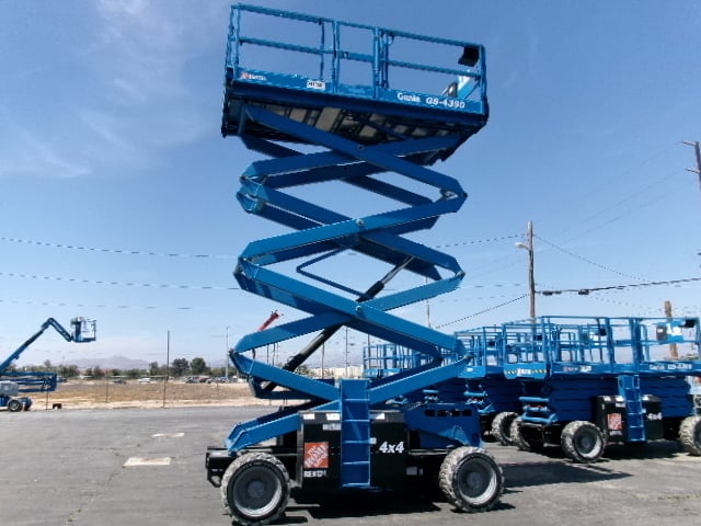 Used 2022 GENIE GS-4390 RT Scissor Lift