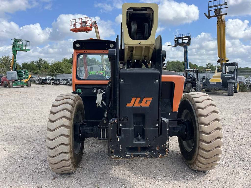Used 2016 JLG 742 Telehandler Forklift, photo 4