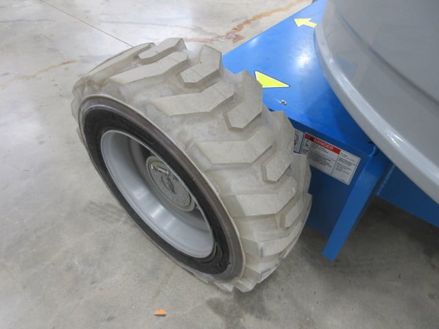 New 2025 GENIE Z-34/22 RT Articulating Boom Lift