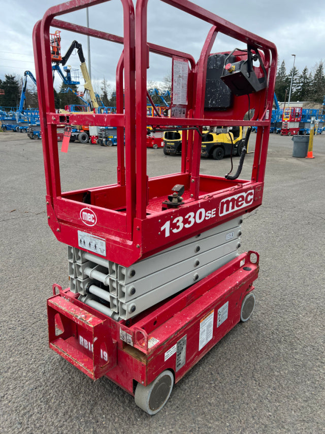 Used 2018 MEC 1330 SE Scissor Lift