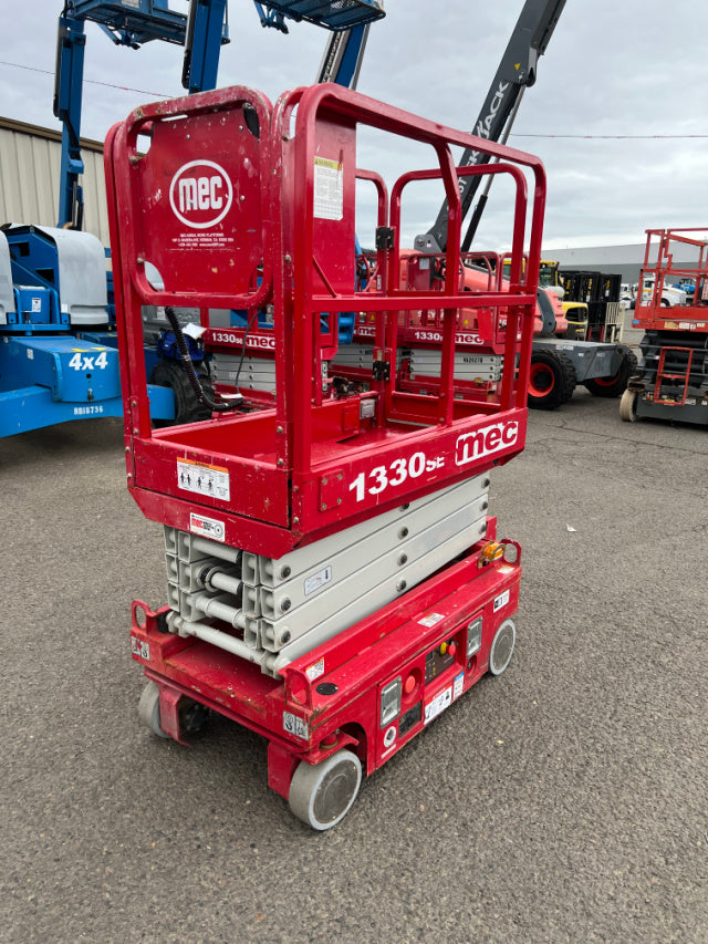 Used 2018 MEC 1330 SE Scissor Lift