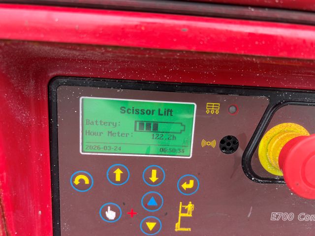 Used 2018 MEC 1330 SE Scissor Lift