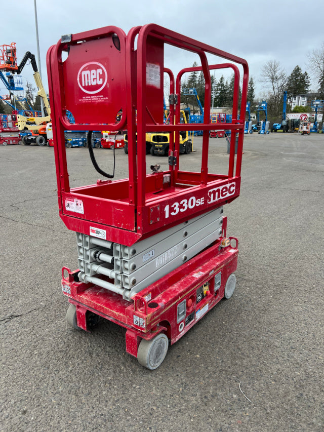 Used 2018 MEC 1330 SE Scissor Lift