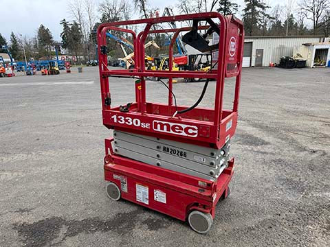 Used 2019 MEC 1330 SE Scissor Lift