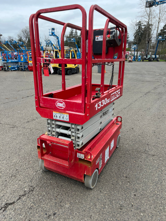 Used 2020 MEC 1330 SE Scissor Lift