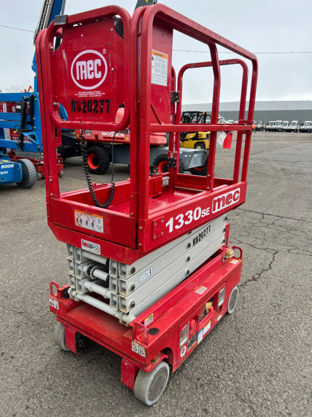Used 2020 MEC 1330 SE Scissor Lift