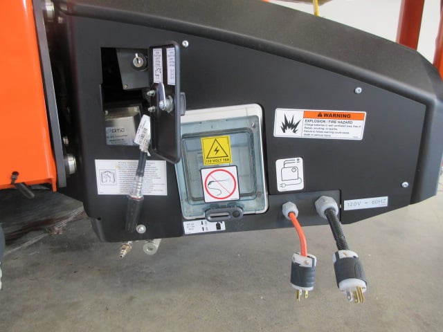 New 2026 JLG X600AJ Tracked-Drive Boom Lift