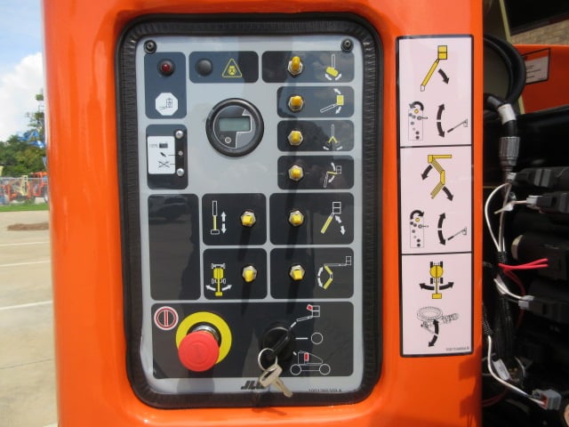 New 2026 JLG E400AJPN Articulating Boom Lift