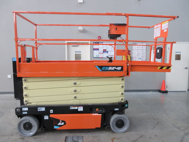 New 2026 JLG ES3246 Scissor Lift