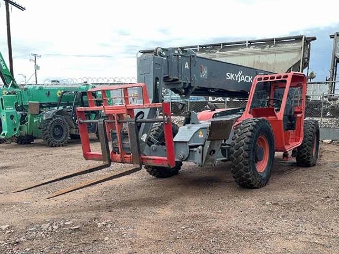 Used 2018 SKYJACK SJ1056 TH Telehandler Forklift, photo 1