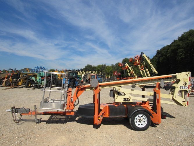 Used 2019 JLG T350 Towable Boom Lift