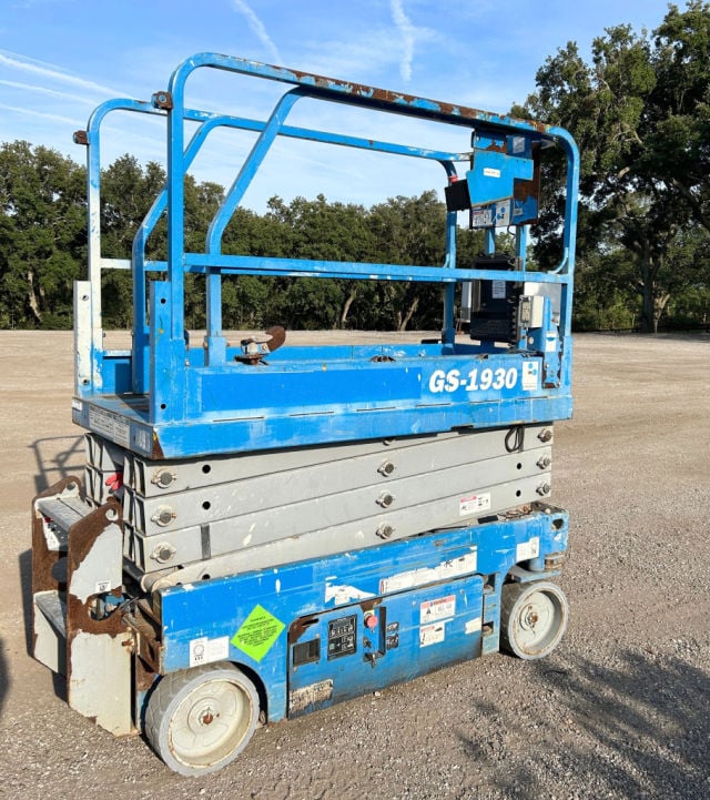 Used 2017 GENIE GS-1930 Scissor Lift