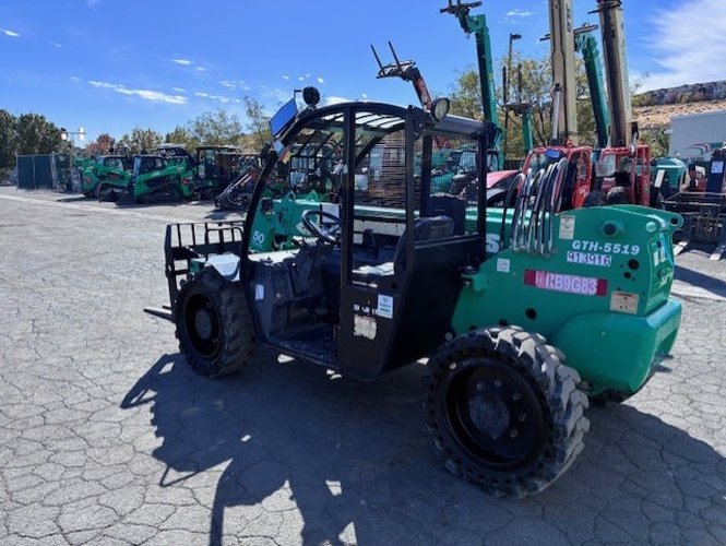 Used 2016 GENIE GTH-5519 Telehandler Forklift, photo 4