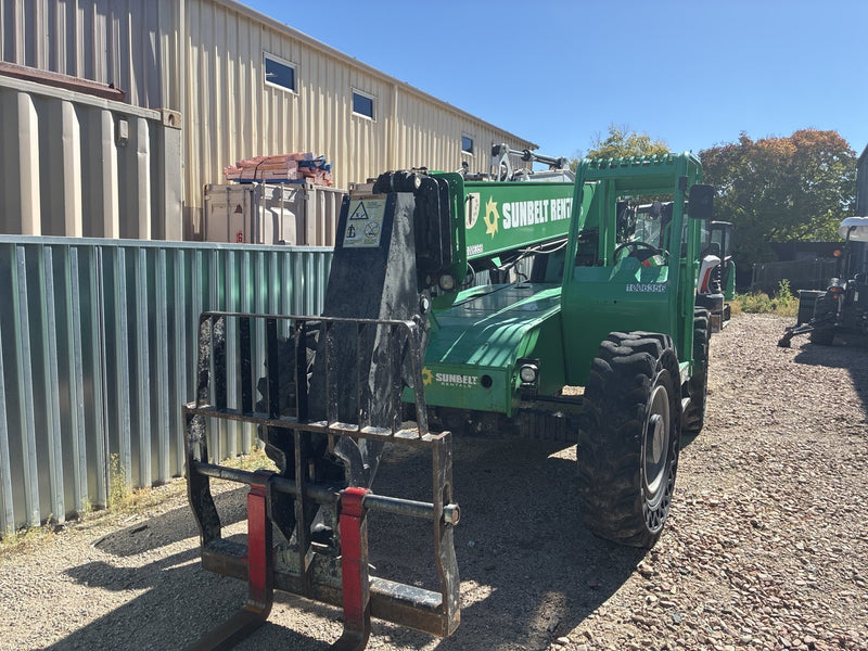 Used 2017 SKYTRAK 6042 Telehandler Forklift, photo 1