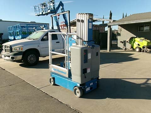 Used 2016 GENIE GR-20 Vertical Mast Boom Lift