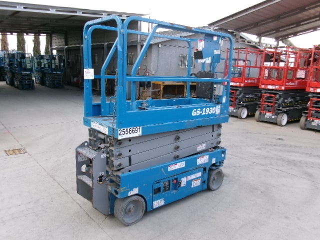 Used 2017 GENIE GS-1930 Scissor Lift