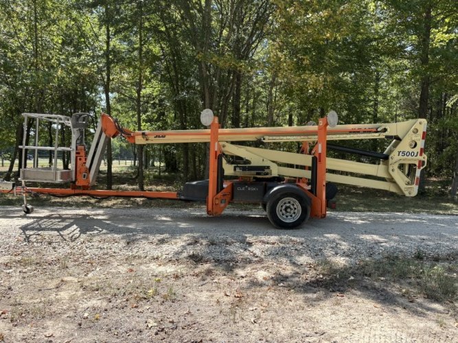 Used 2019 JLG T500J Towable Boom Lift, photo 1