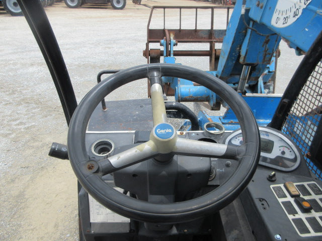 Used 2017 GENIE GTH-5519 Telehandler Forklift