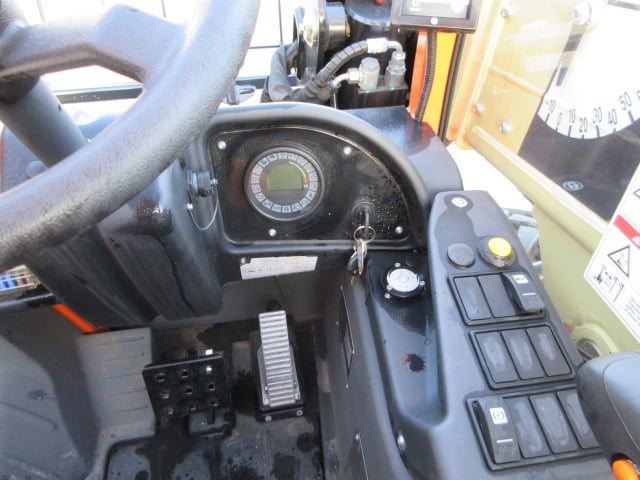 New 2025 JLG 313 Telehandler Forklift