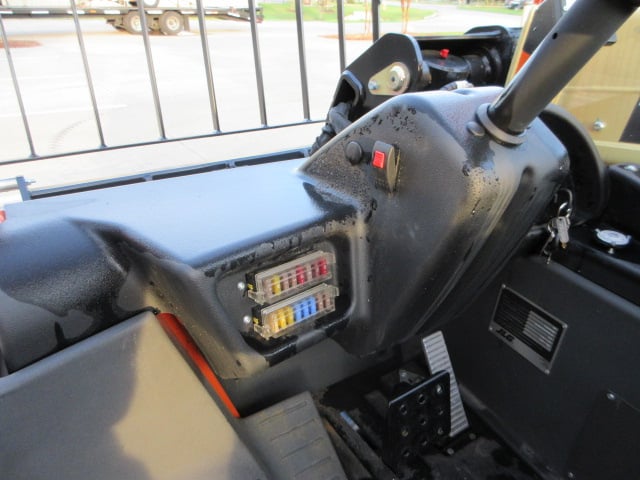 New 2025 JLG 313 Telehandler Forklift